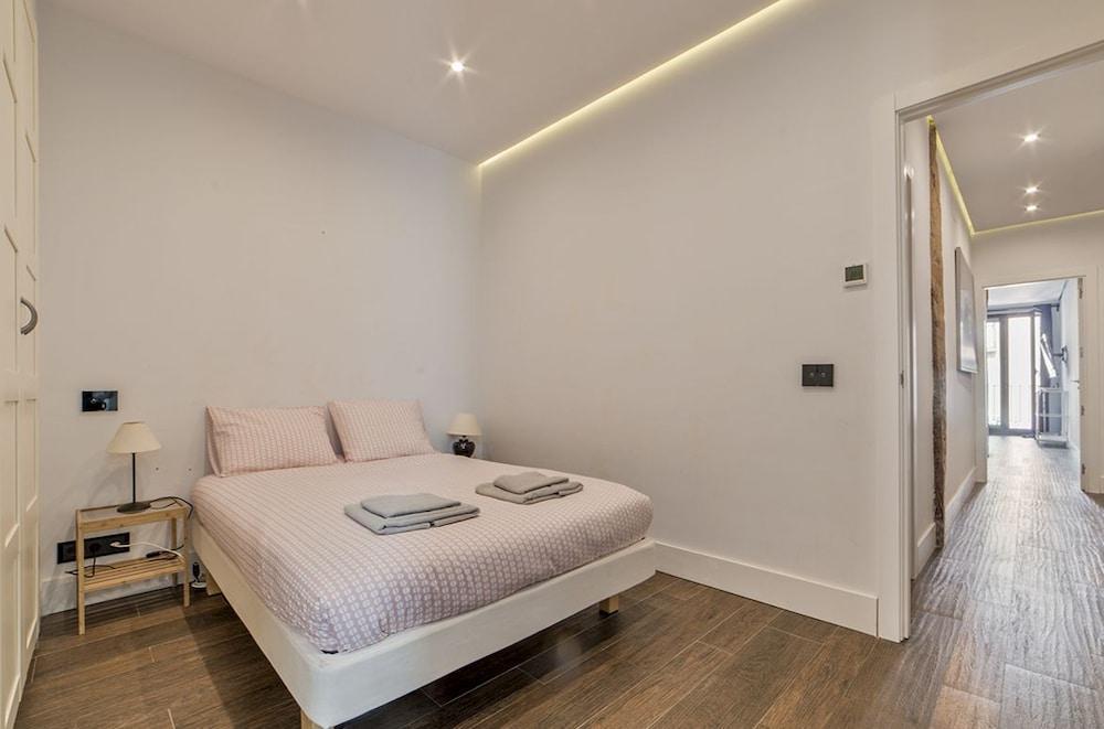 Apartamento En La Puerta Del Sol Apartment